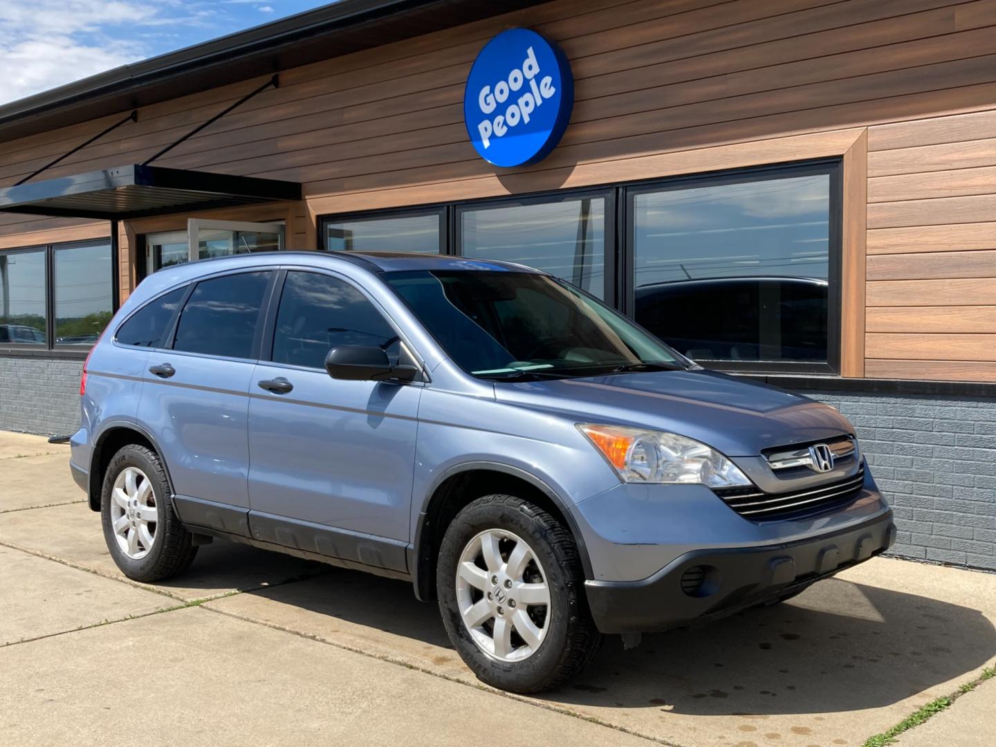 2008 Glacier Blue Met Honda CR-V EX 2WD AT (JHLRE38548C) with an 2.4L L4 DOHC 16V engine, 5-Speed Automatic Overdrive transmission, located at 1800 South Ihm Blvd, Freeport, IL, 61032, (815) 232-5543, 42.278645, -89.607994 - Photo#0